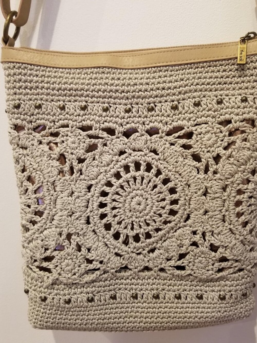 The Sak Lucia Crocheted Medallion Crossbody bag in Natural - Picture 4 of 12
